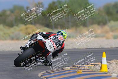media/Sep-25-2023-Moto Forza (Mon) [[81ffa65e0a]]/A Group/Session 4 (Turn 2 Backside)/